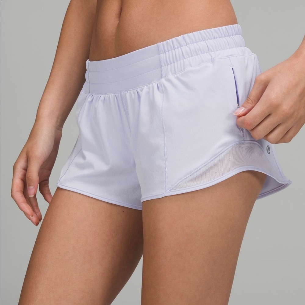 Hotty hot lululemon